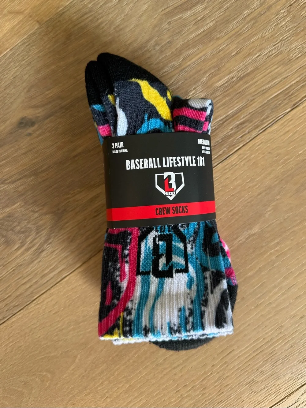 Baseball Lifestyle 101 - Smiley Slugger Performance Socks - 3 pack - NWT